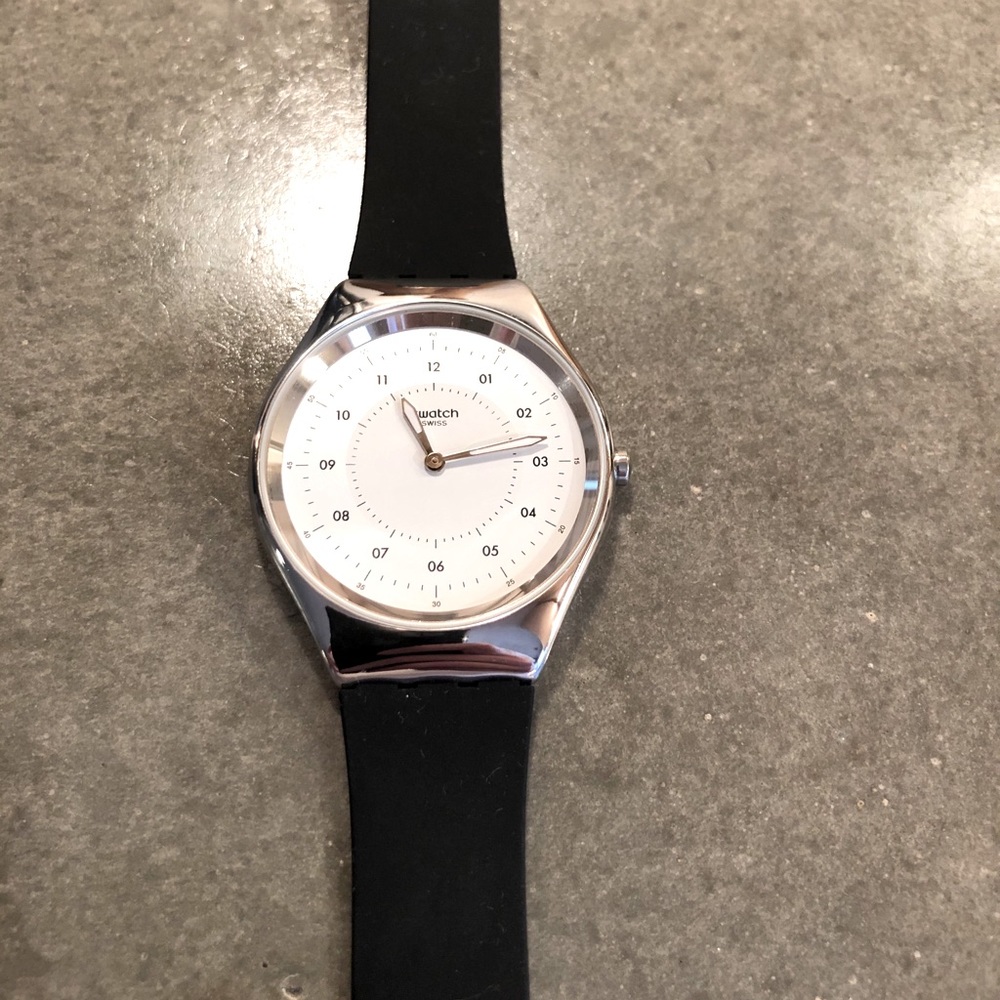 Swatch skin watch